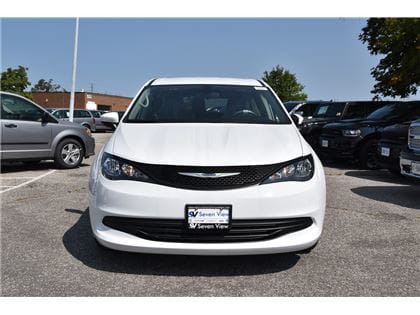 Used 2018 Chrysler Pacifica in Concord,ON