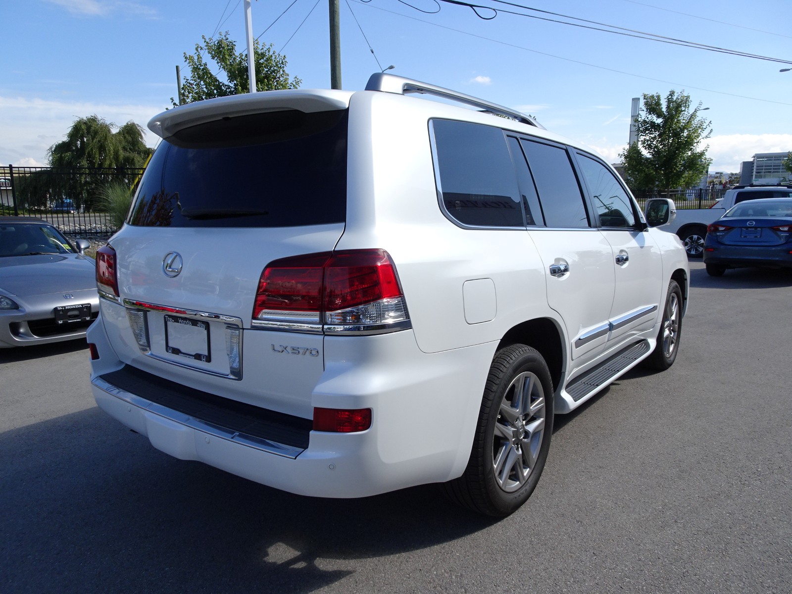 Used 2014 Lexus LX570 in Abbotsford,BC