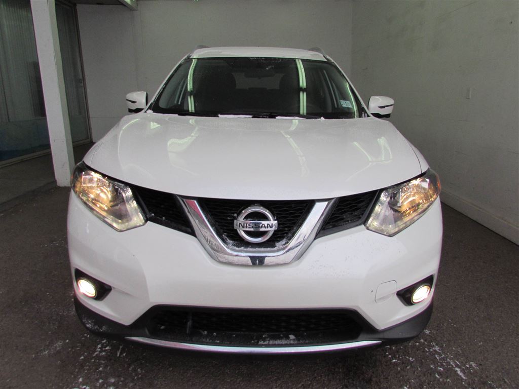 Used 2016 Nissan Rogue in Edmonton,AB
