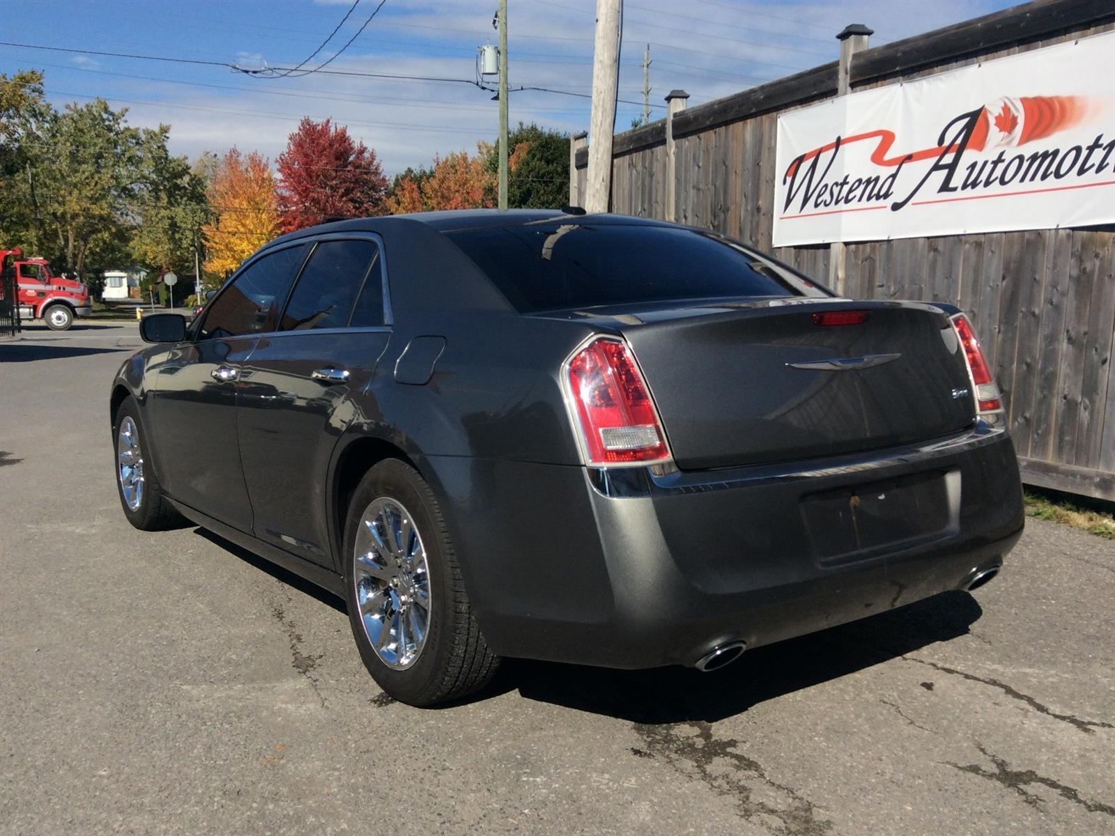 Used 2012 Chrysler 300 in Ottawa,ON