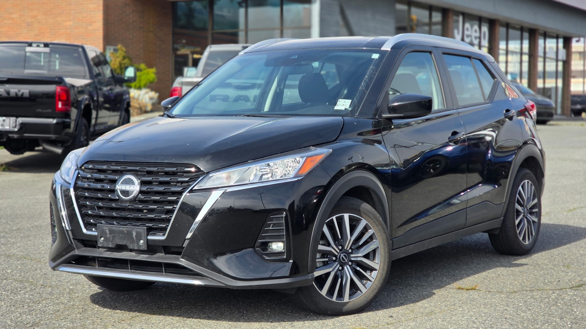 2025 Nissan Kicks Play