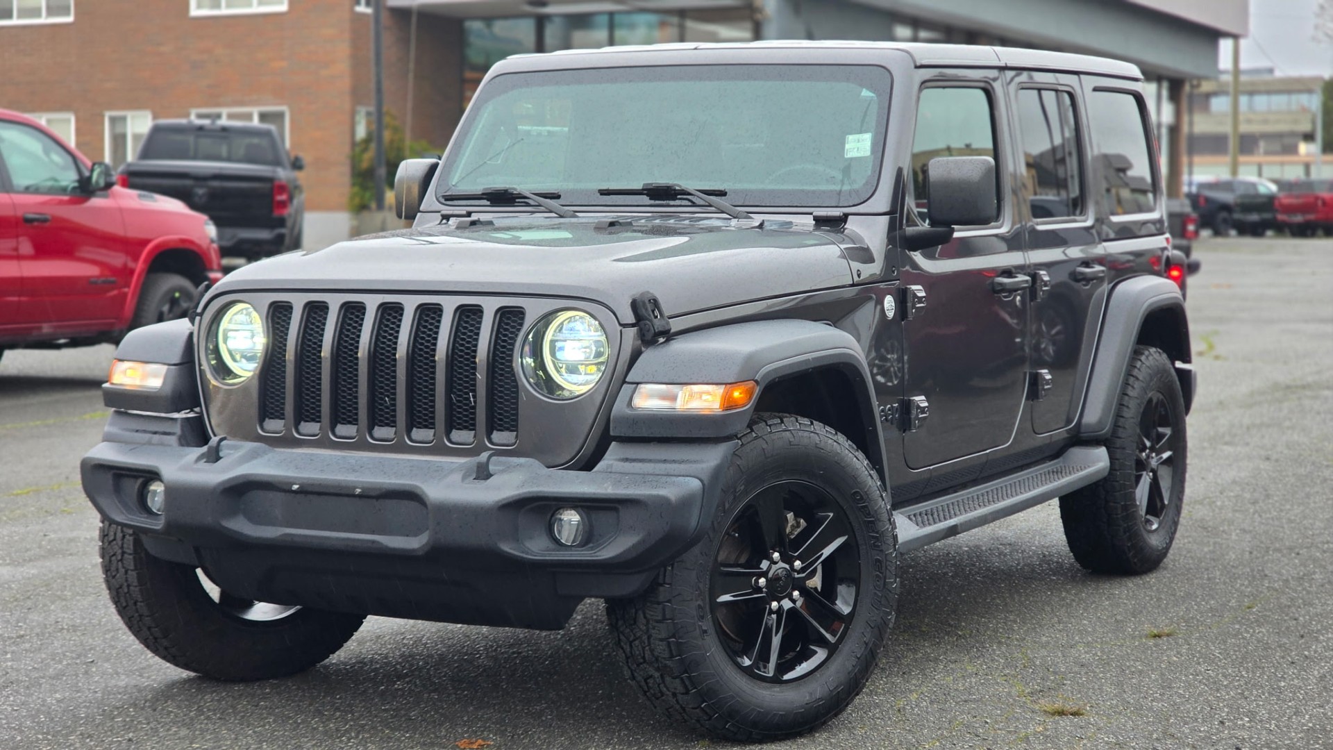 2020 Jeep Wrangler Unlimited Sport Altitude - Main View