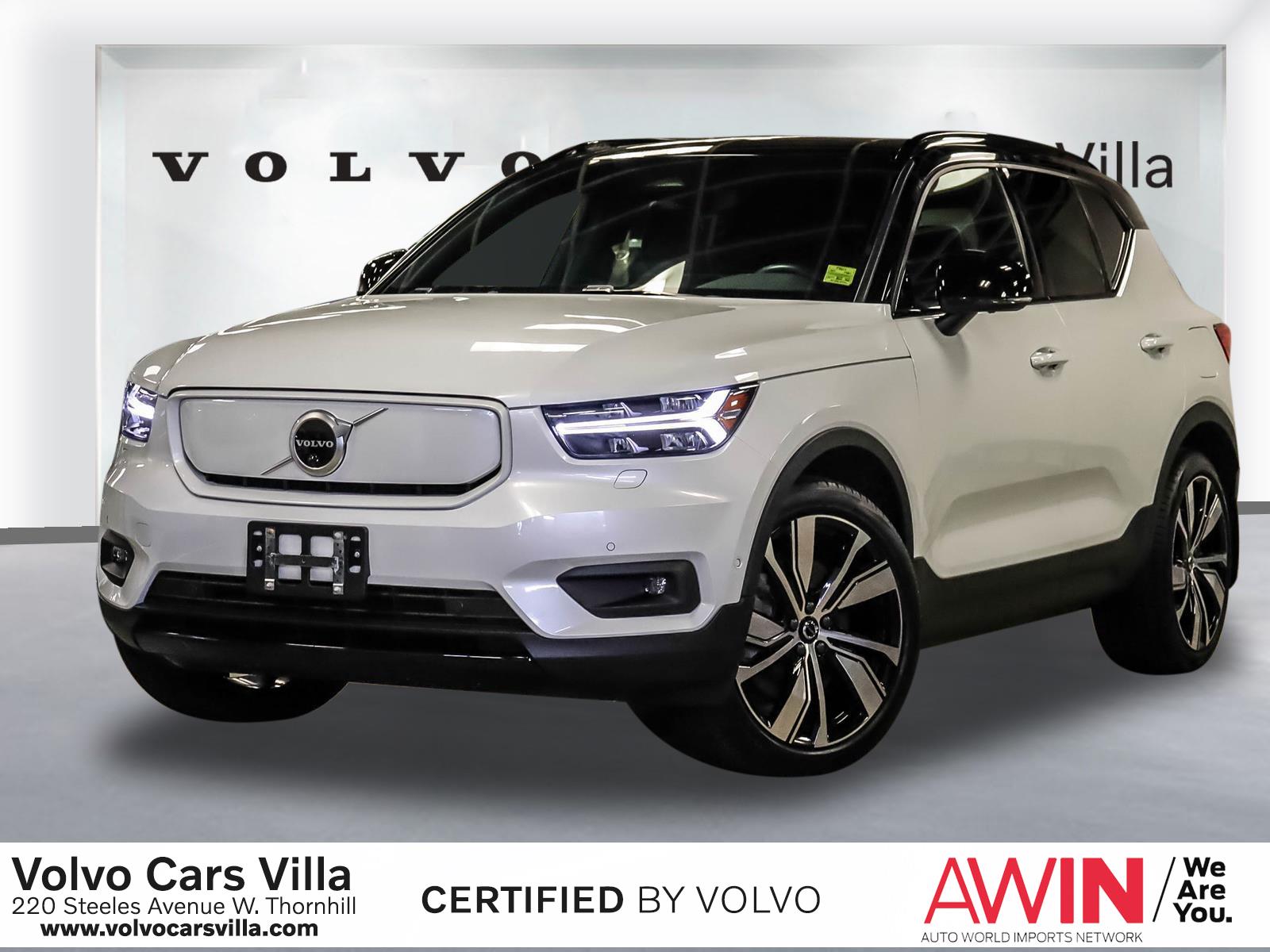 Crystal White 2022 Volvo XC40 Recharge Twin Plus eAWD SUV / Crossover All-Wheel Drive Automatic