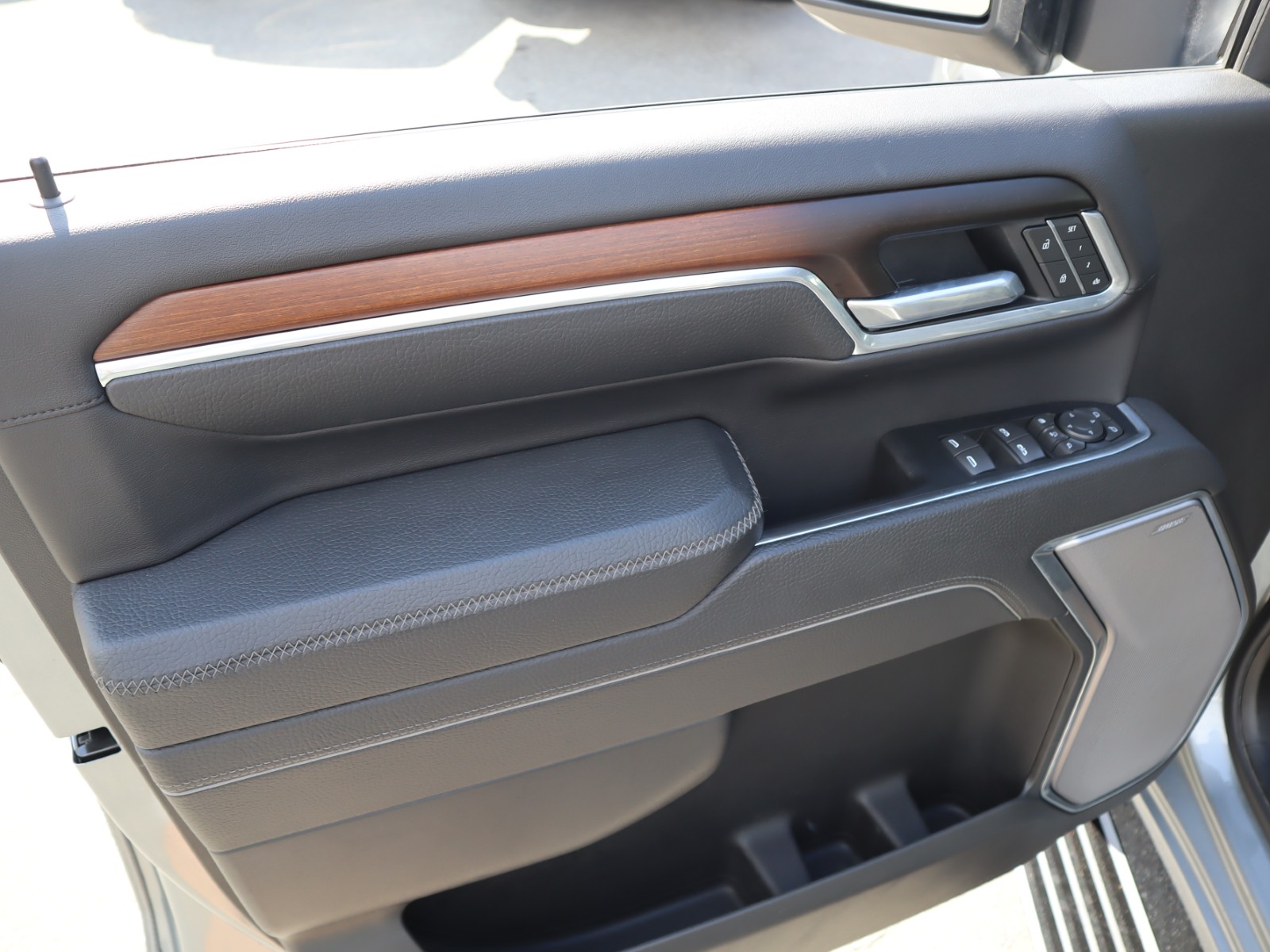 2025 GMC Sierra 3500 HD DENALI - Thumbnail 10