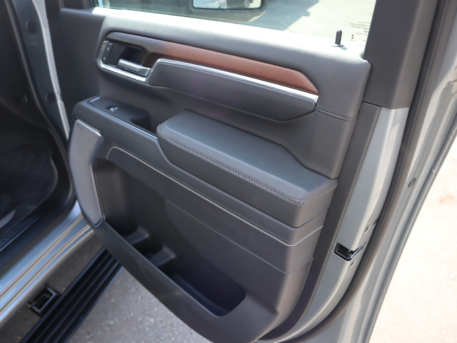 2025 GMC Sierra 3500 HD DENALI - Thumbnail 20