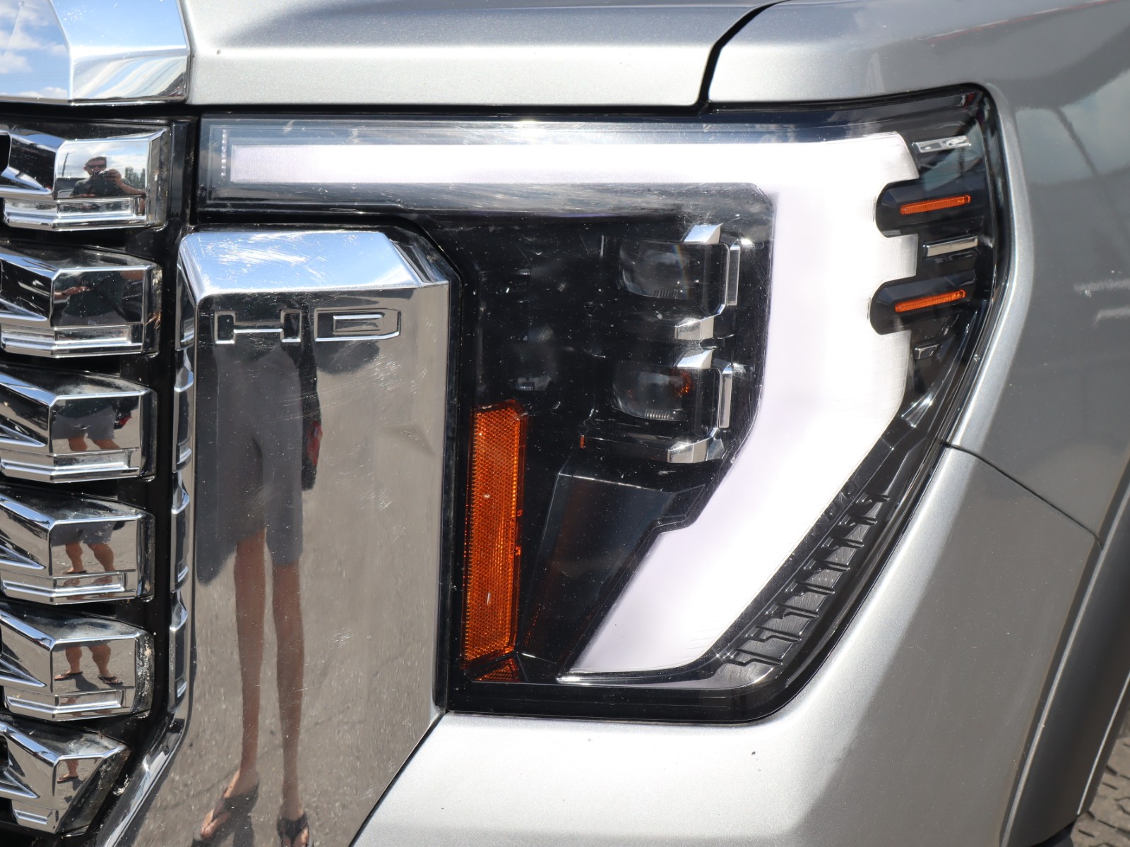 2025 GMC Sierra 3500 HD DENALI - Thumbnail 9