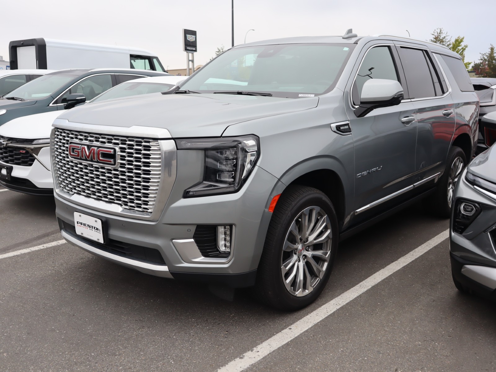 2024 GMC Yukon DENALI - Main View