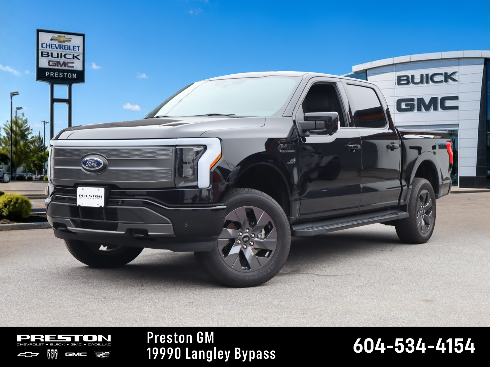 2023 Ford F-150 Lightning LARIAT - Main View