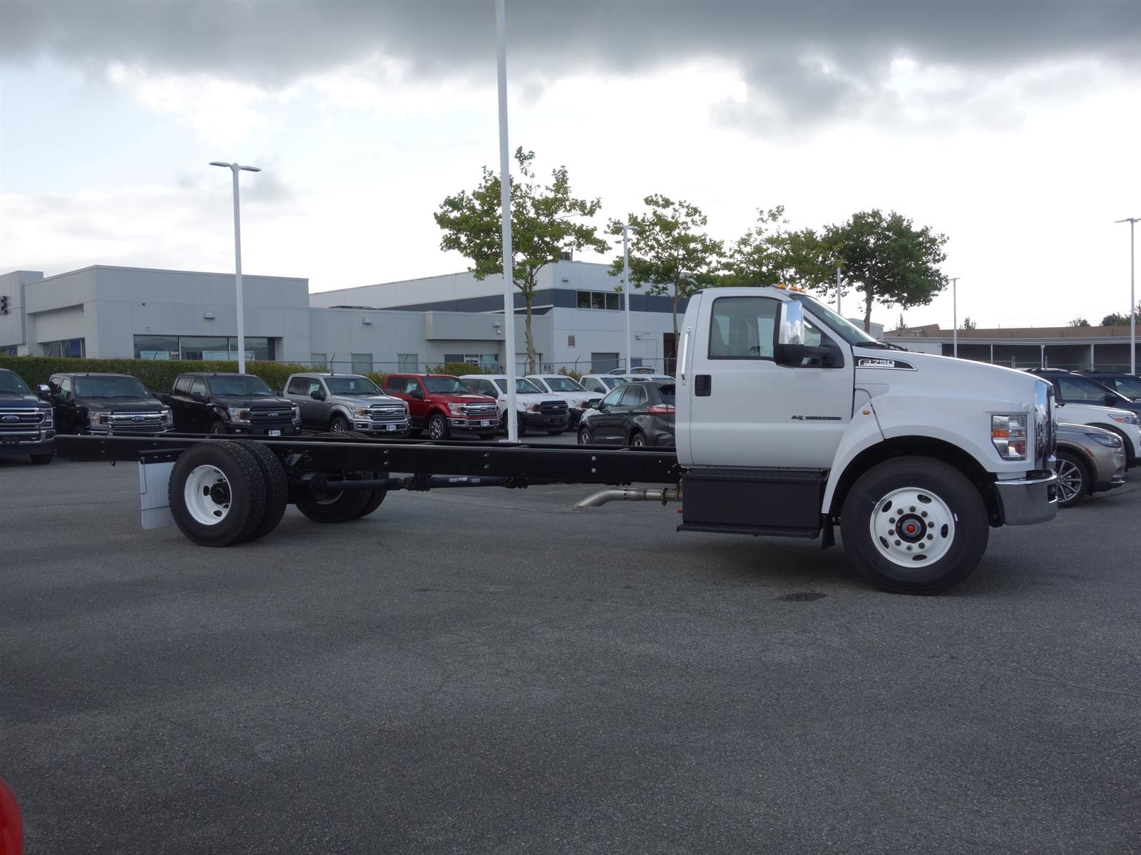 2019 Ford F-650-750 F-750 SD Diesel Straight Frame Oxford White, 6.7L ...