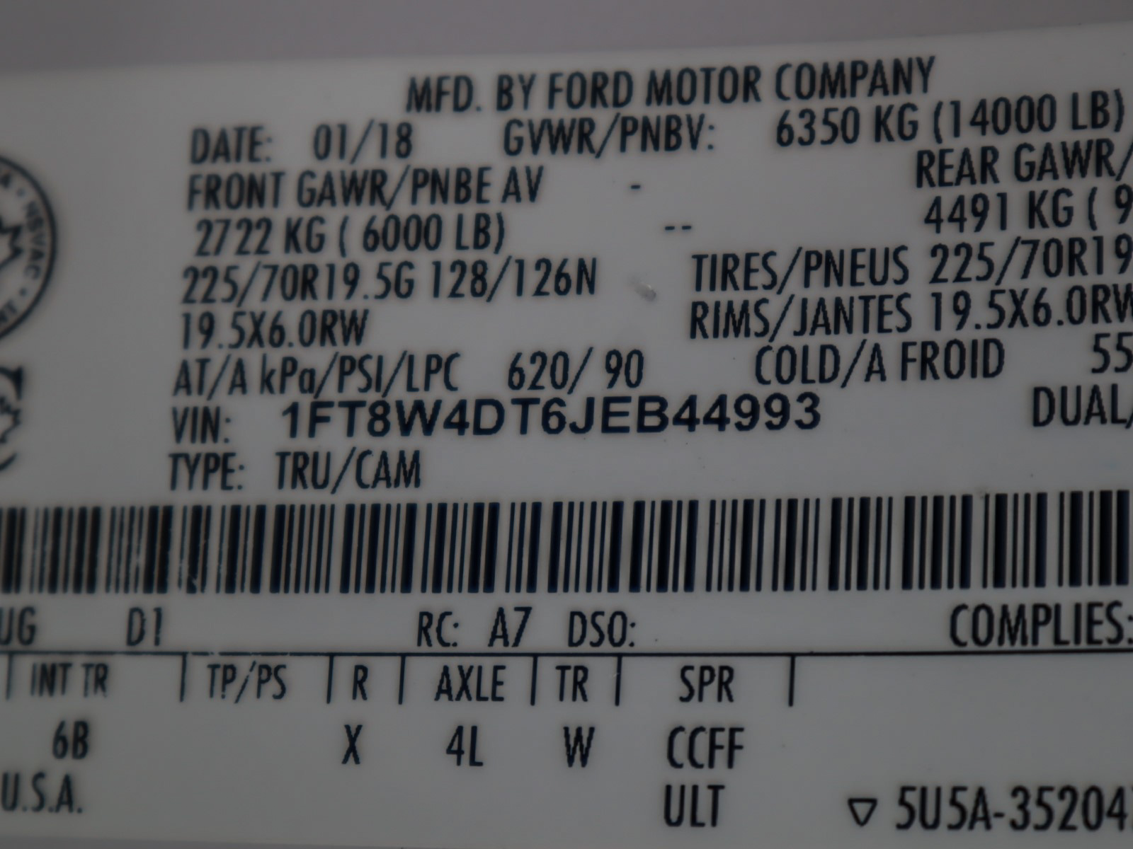 2018 Ford SUPER DUTY F-450 DRW LARIAT