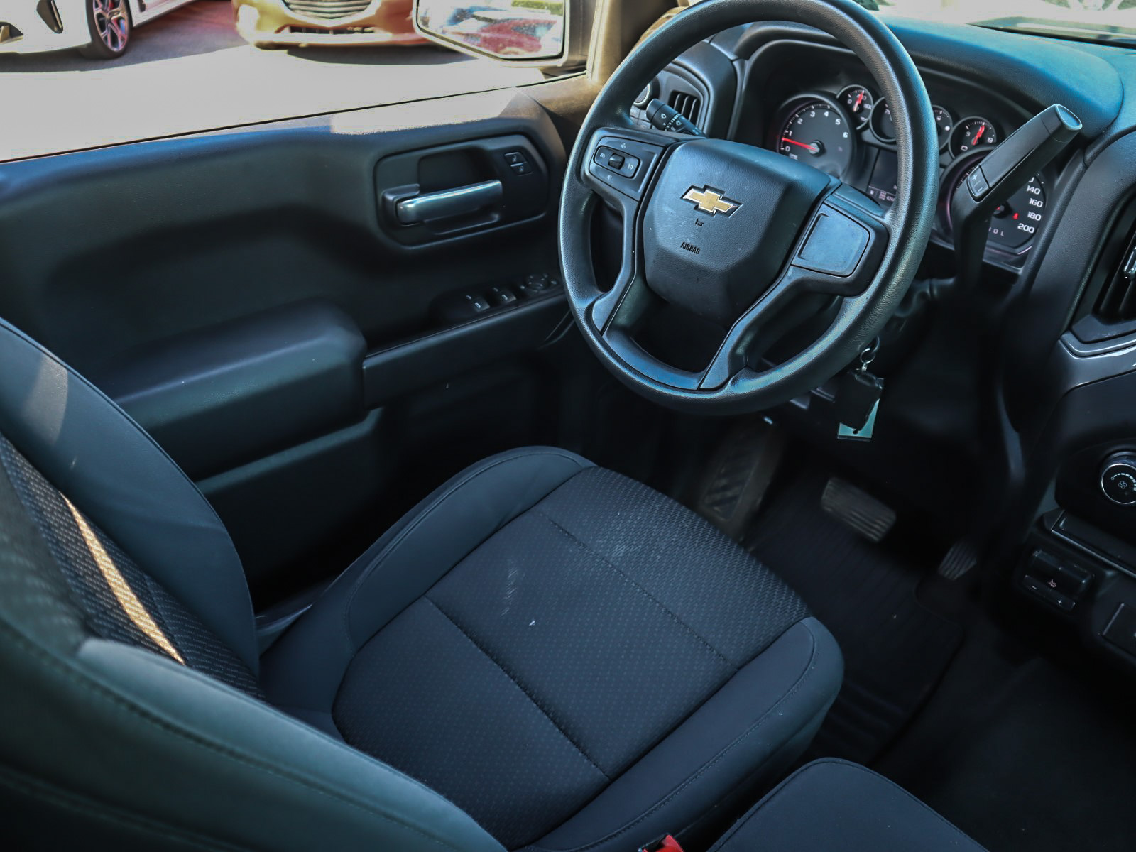 2019 Chevrolet SILVERADO 1500 CUSTOM