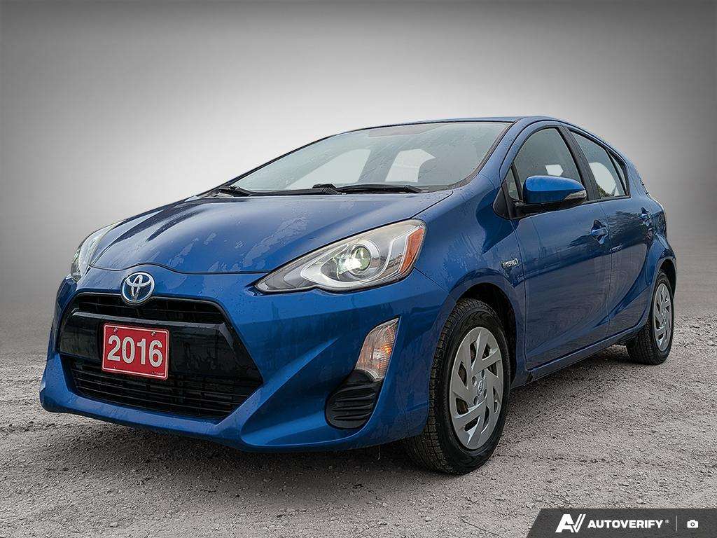 2016 Toyota Prius Technology - Main View
