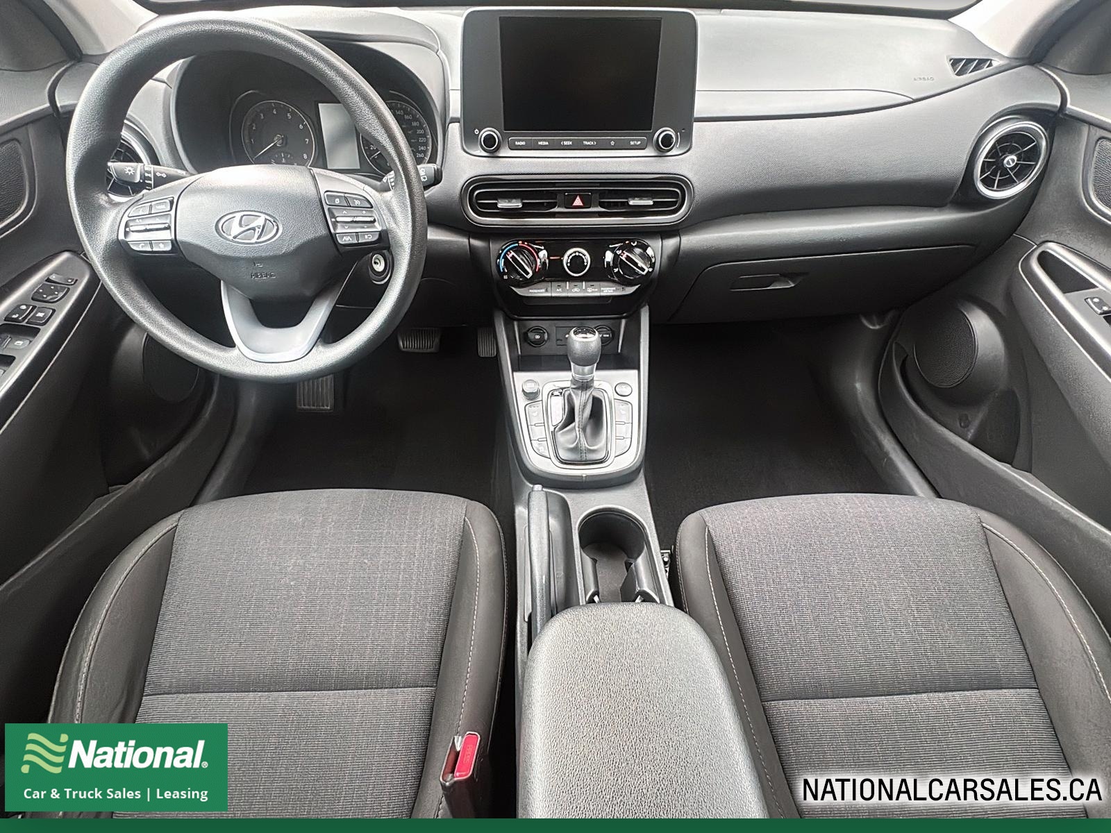 2022 Hyundai KONA ESSENTIAL AWD - Thumbnail 10