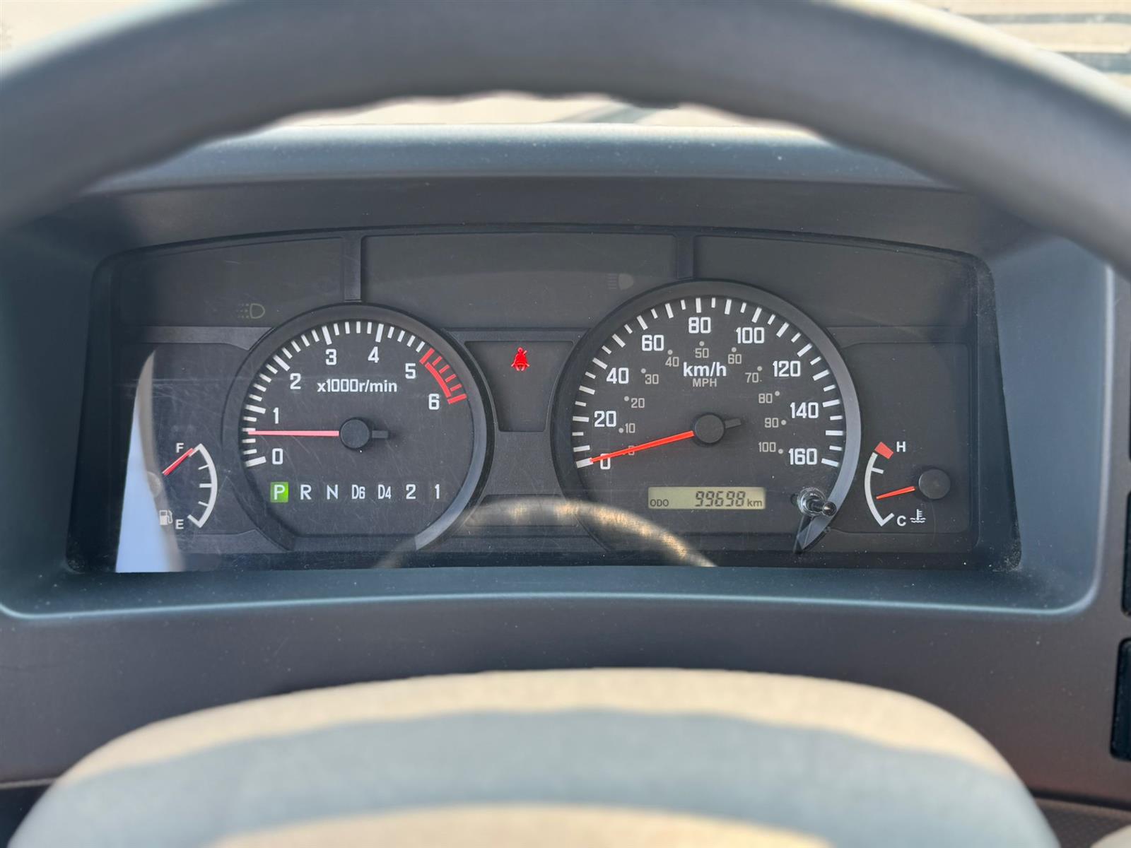 2018 Isuzu NPR HD - Thumbnail 18