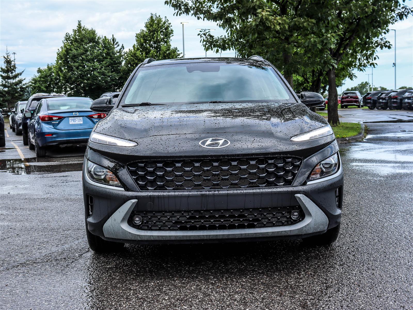 2022 Hyundai KONA Preferred - Thumbnail 2