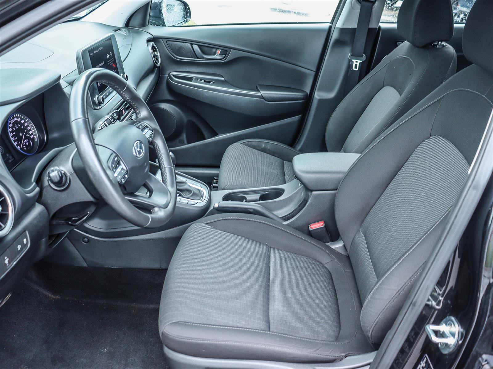 2022 Hyundai KONA Preferred - Thumbnail 6