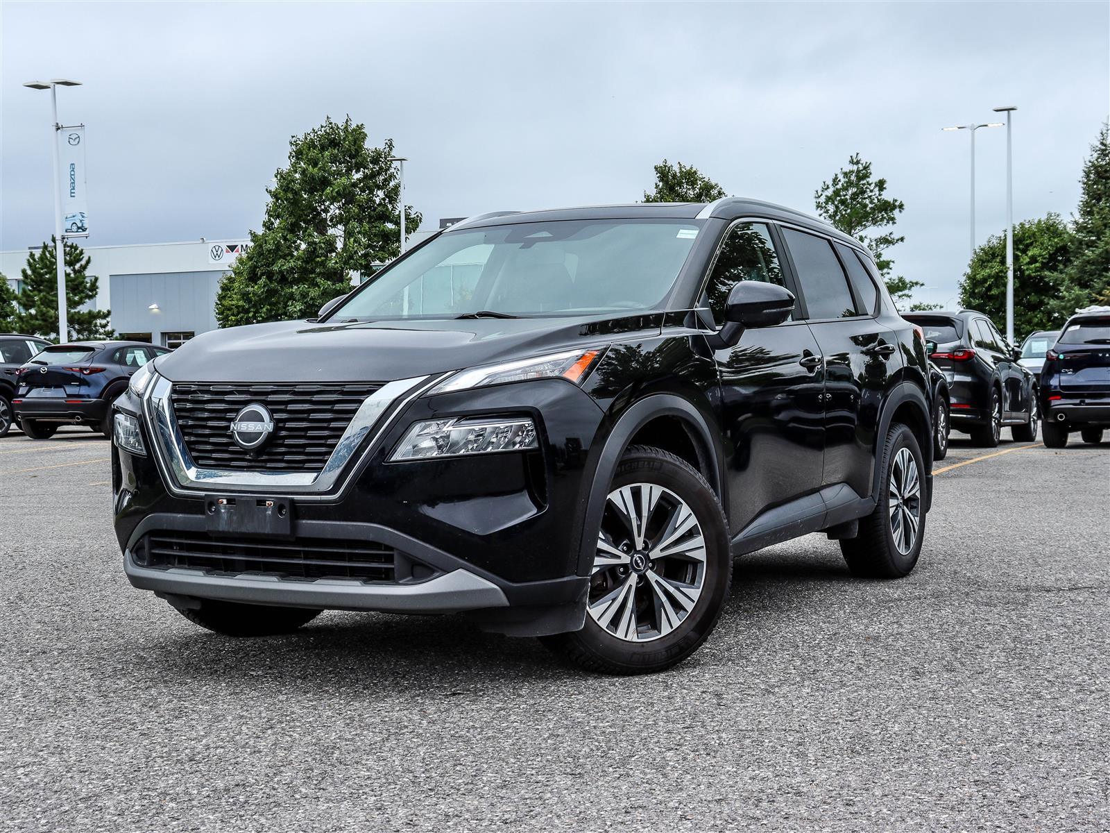 2023 Nissan Rogue SV MoonRoof - Main View
