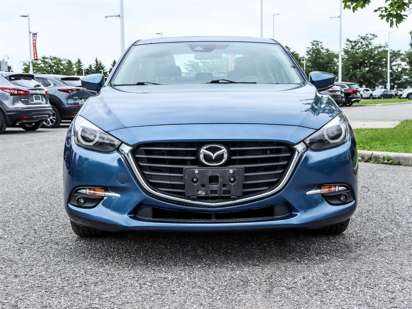 2018 Mazda Mazda3 GT - Thumbnail 2