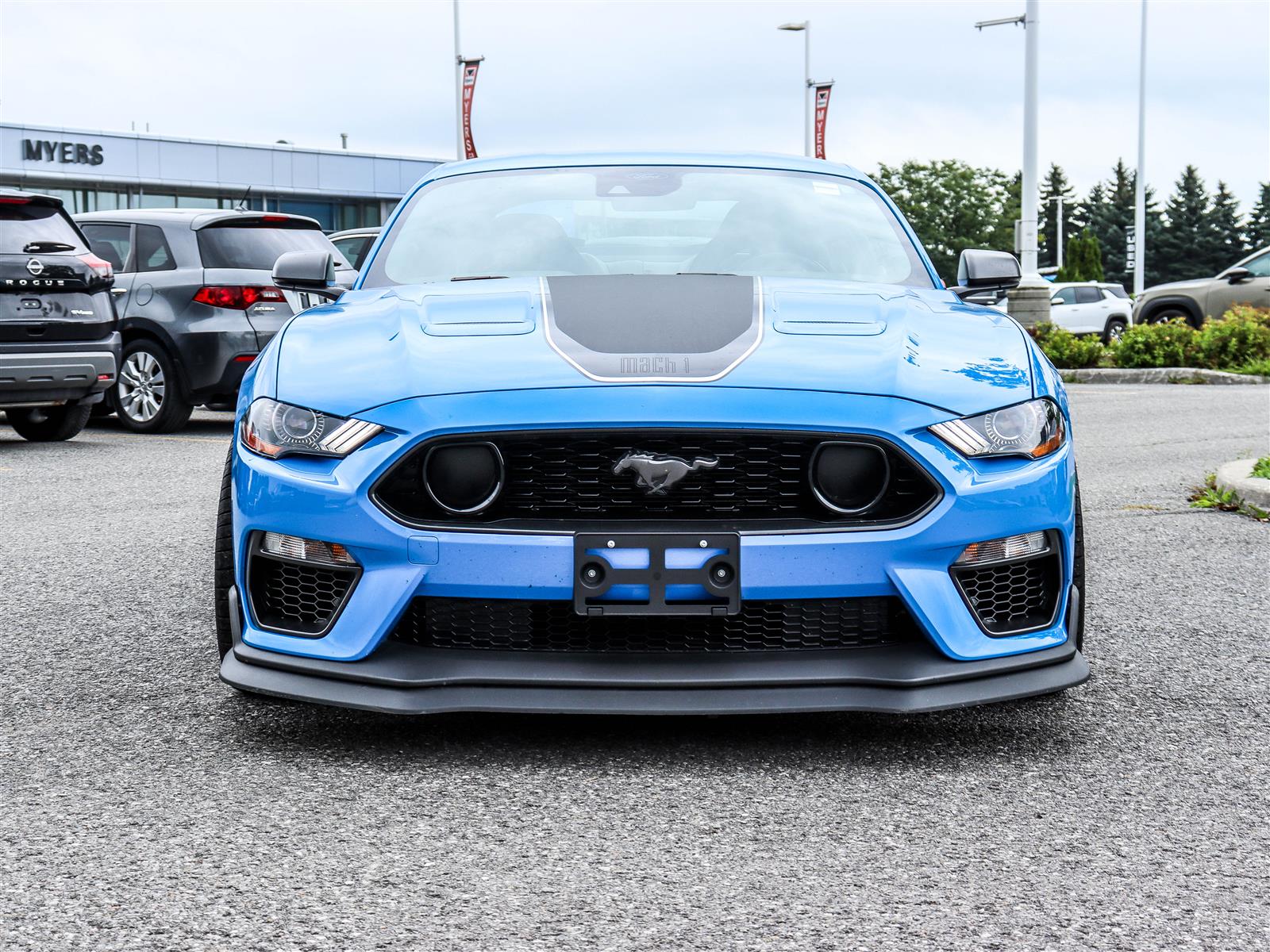 2022 Ford Mustang MACH 1 - Thumbnail 2