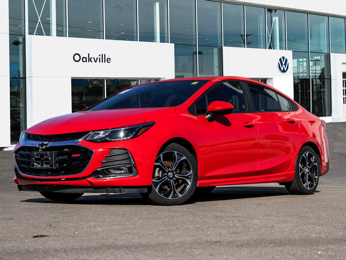 2019 Chevrolet Cruze LT - Main View