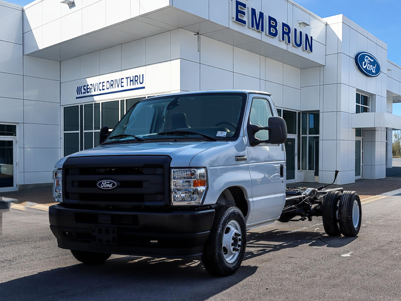 2027 Ford E450 STANDARD - Main View