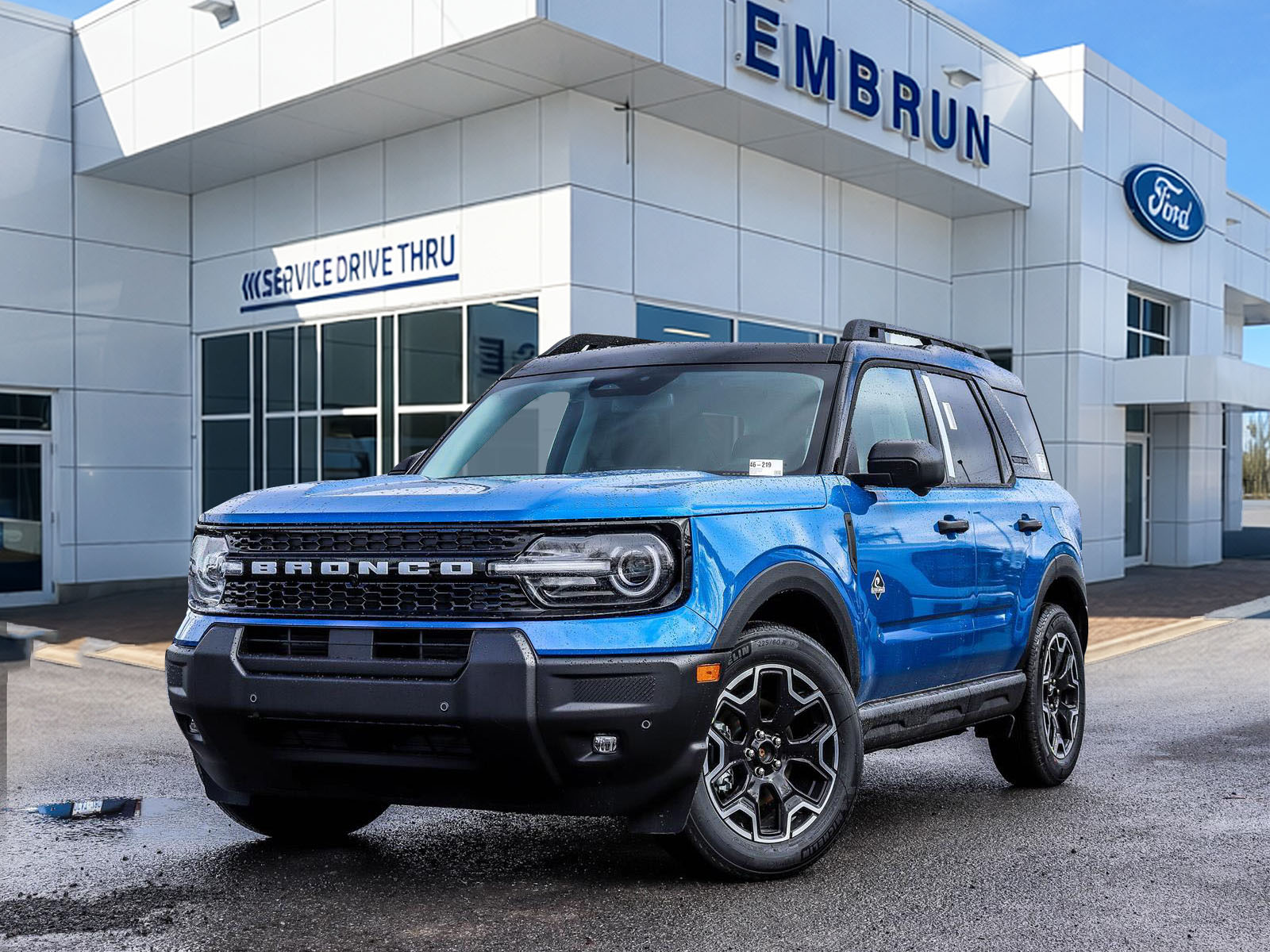 2026 Ford Bronco Sport Outer Banks - Main View