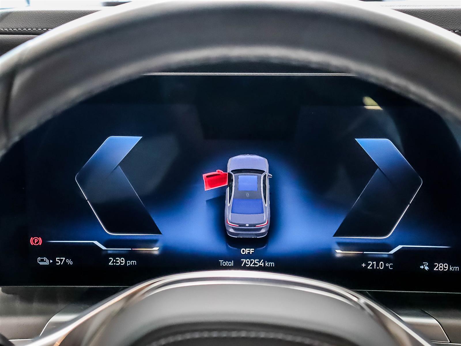 2023 BMW i7 xDrive60 Sedan - Thumbnail 33
