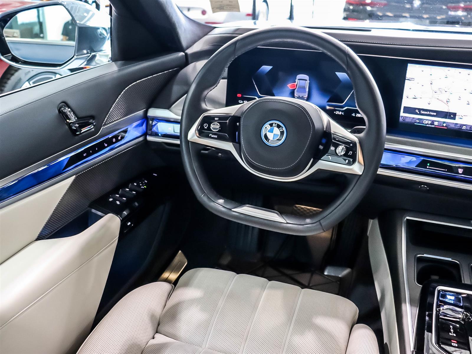 2023 BMW i7 xDrive60 Sedan - Thumbnail 7