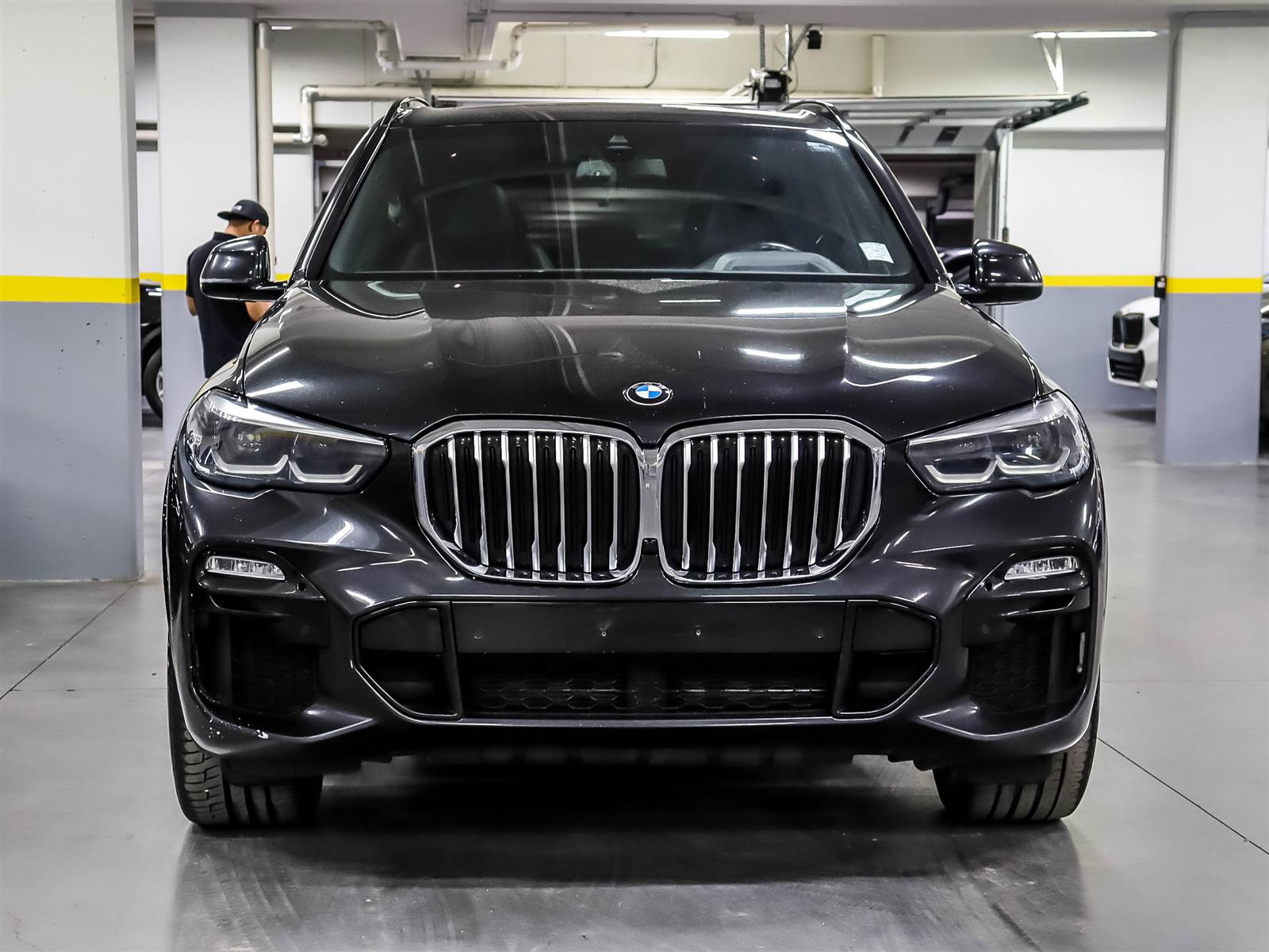 2019 BMW X5 - Thumbnail 2