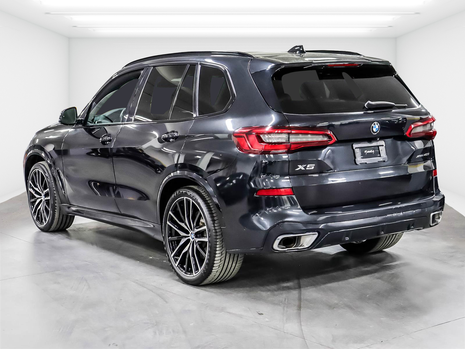 2019 BMW X5 - Thumbnail 4