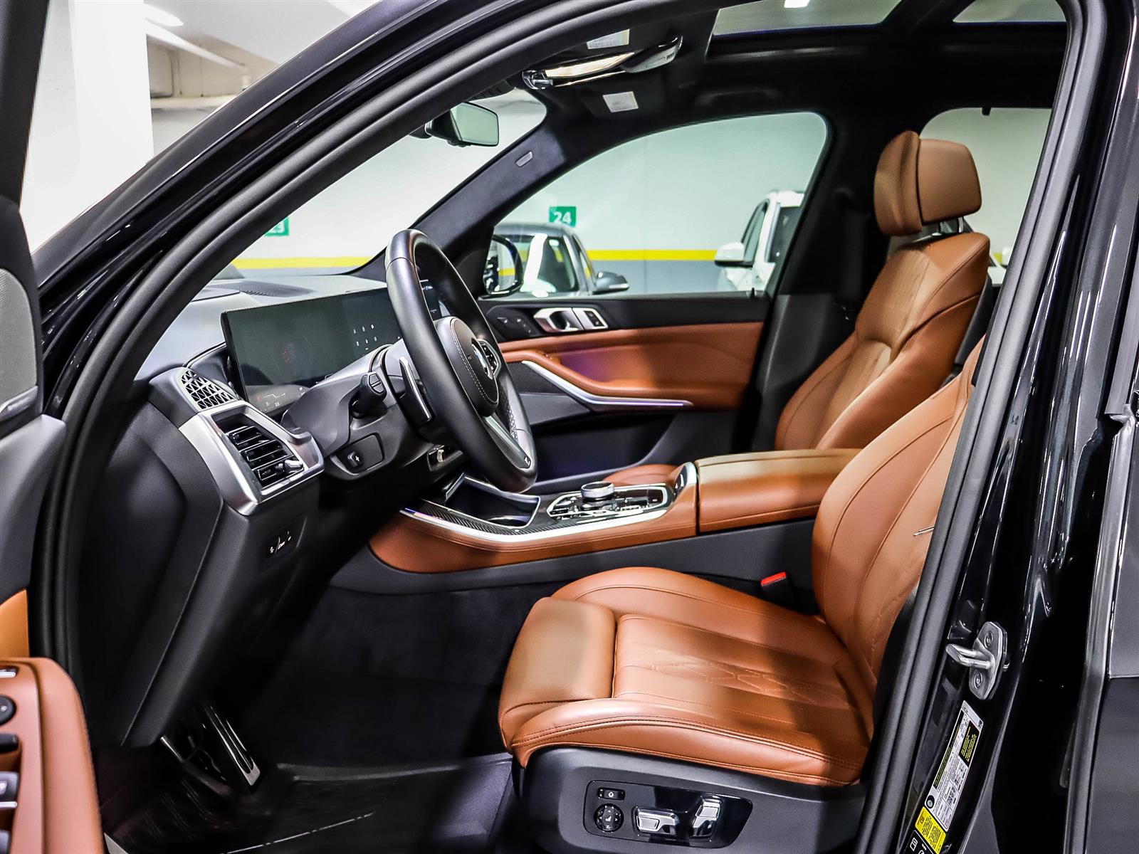 2024 BMW X5 - Thumbnail 8
