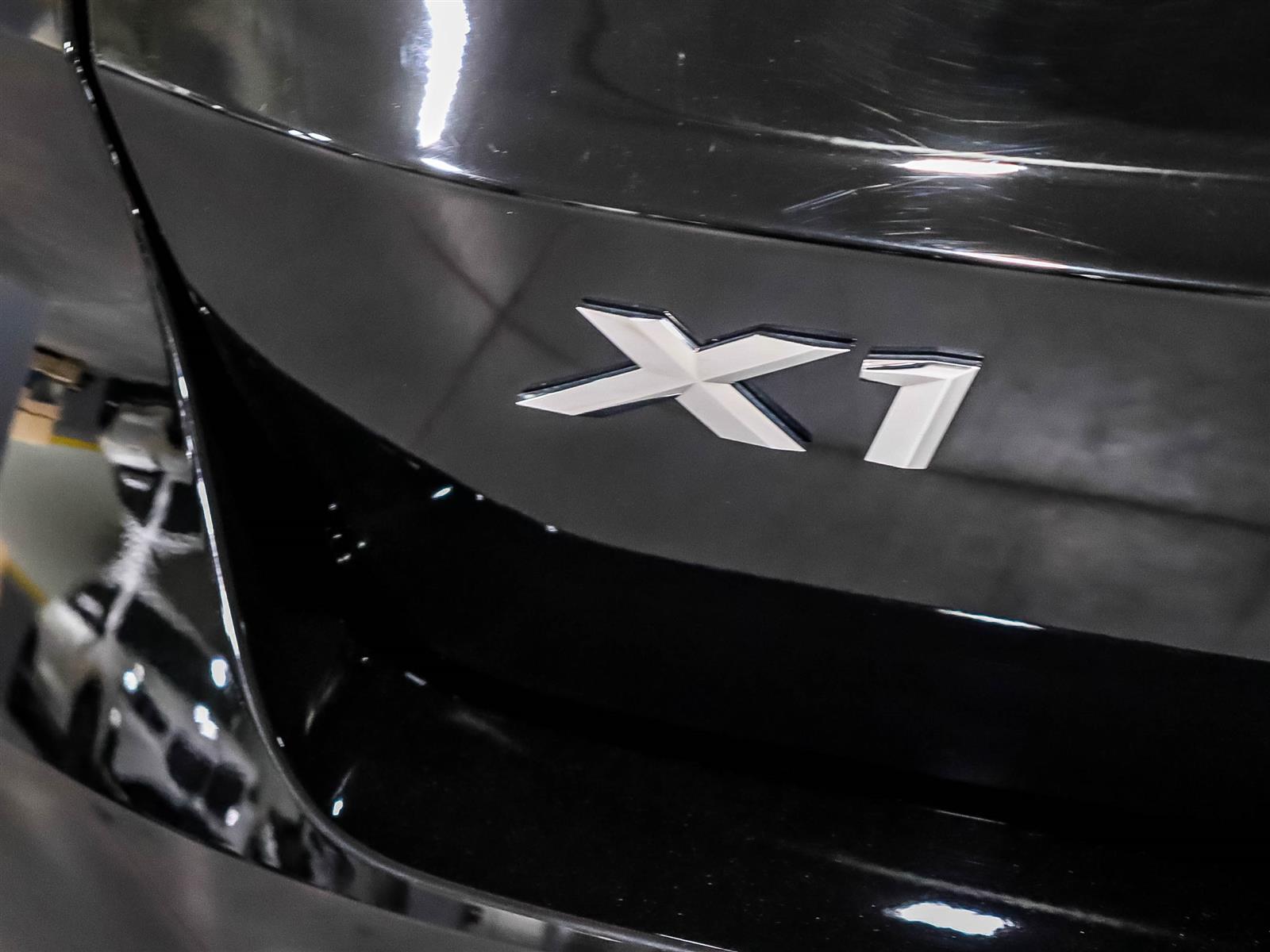 2025 BMW X1 xDrive28i - Thumbnail 18