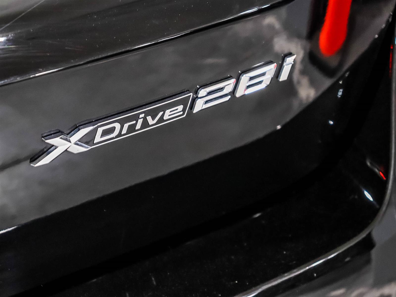 2025 BMW X1 xDrive28i - Thumbnail 19