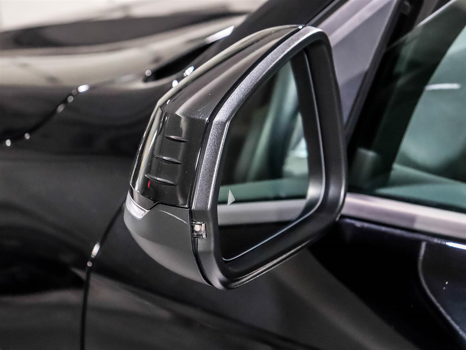 2025 BMW X1 xDrive28i - Thumbnail 21