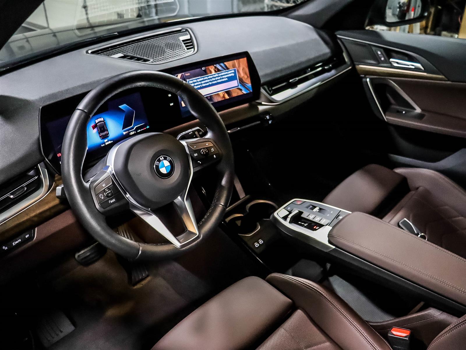 2025 BMW X1 xDrive28i - Thumbnail 6