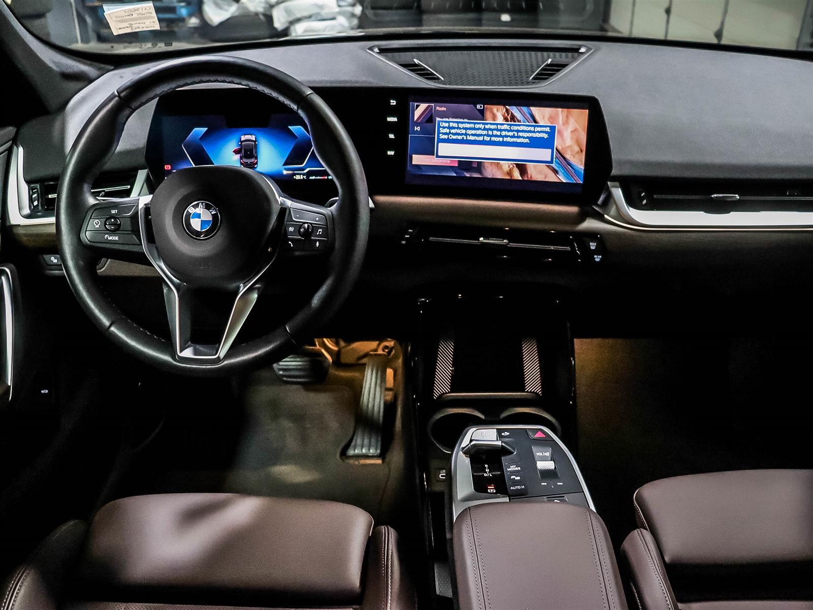2025 BMW X1 xDrive28i - Thumbnail 8