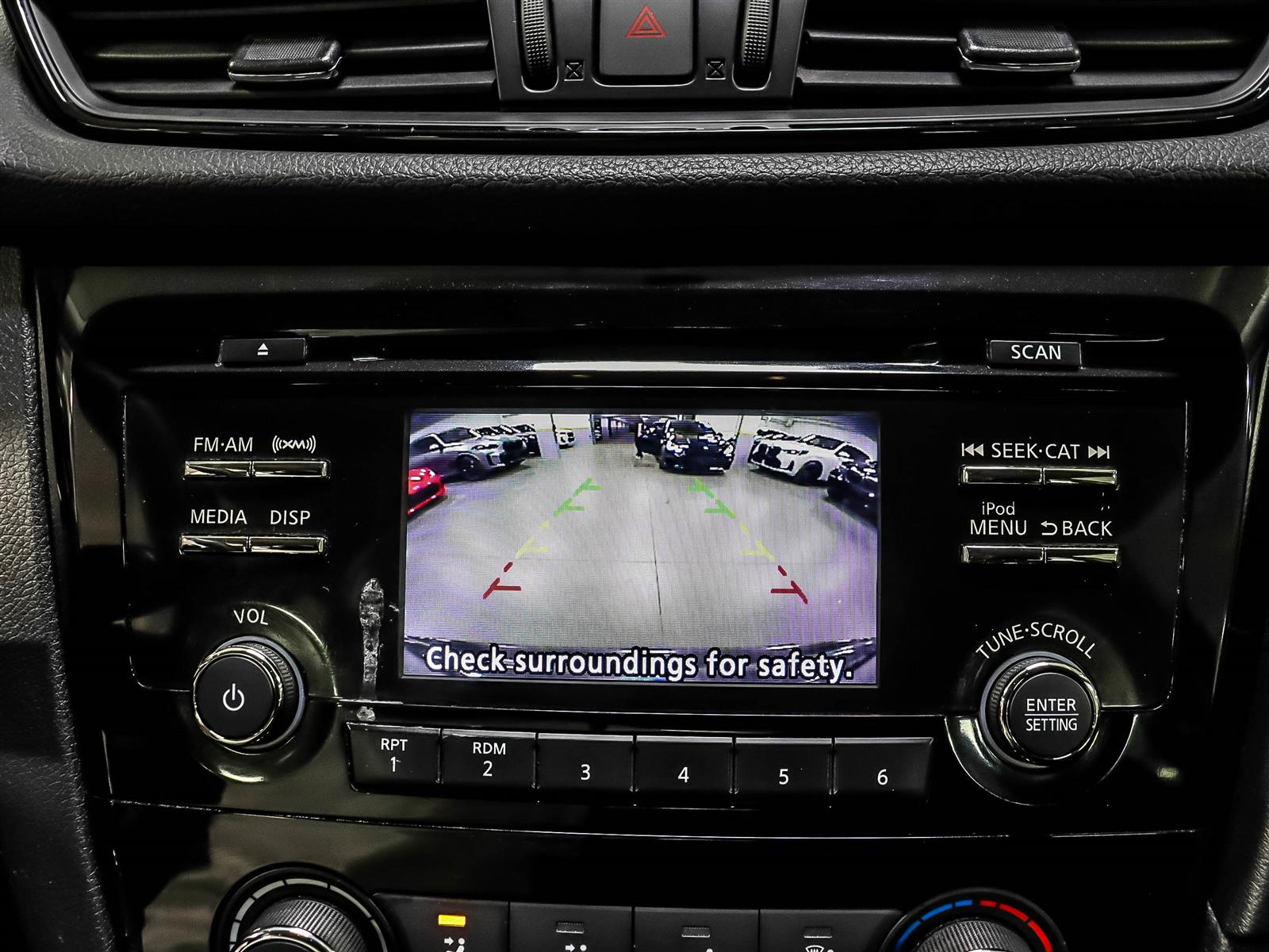 2017 Nissan Rogue S FWD CVT - Thumbnail 22