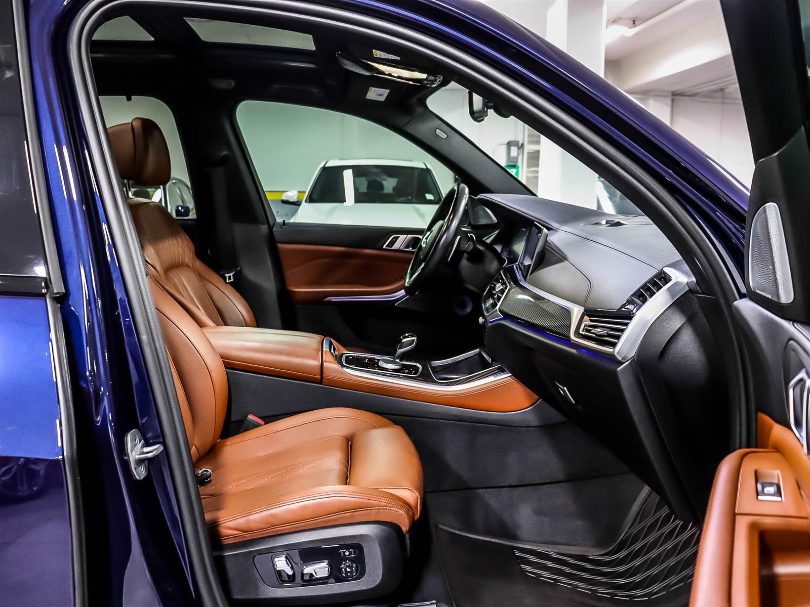 2023 BMW X5 M50i - Thumbnail 15