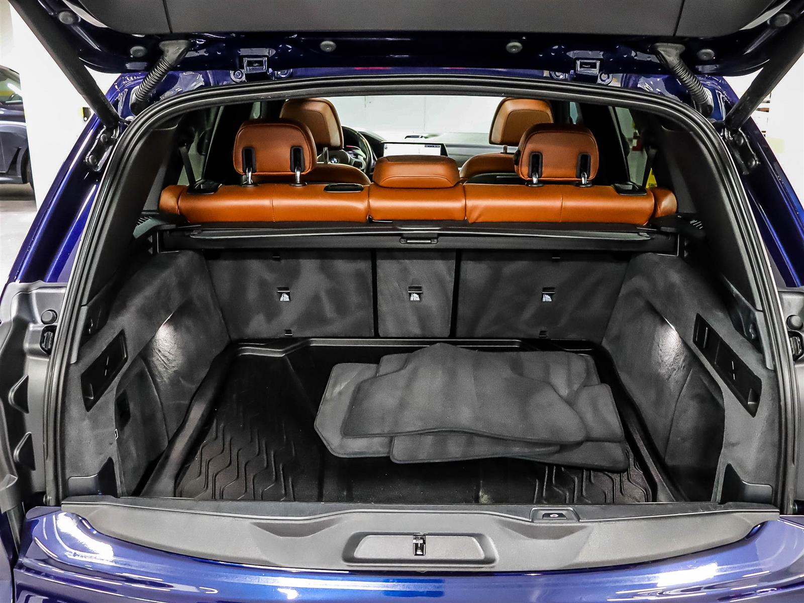 2023 BMW X5 M50i - Thumbnail 20