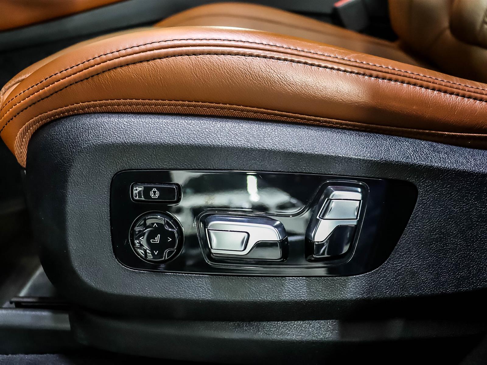 2023 BMW X5 M50i - Thumbnail 28