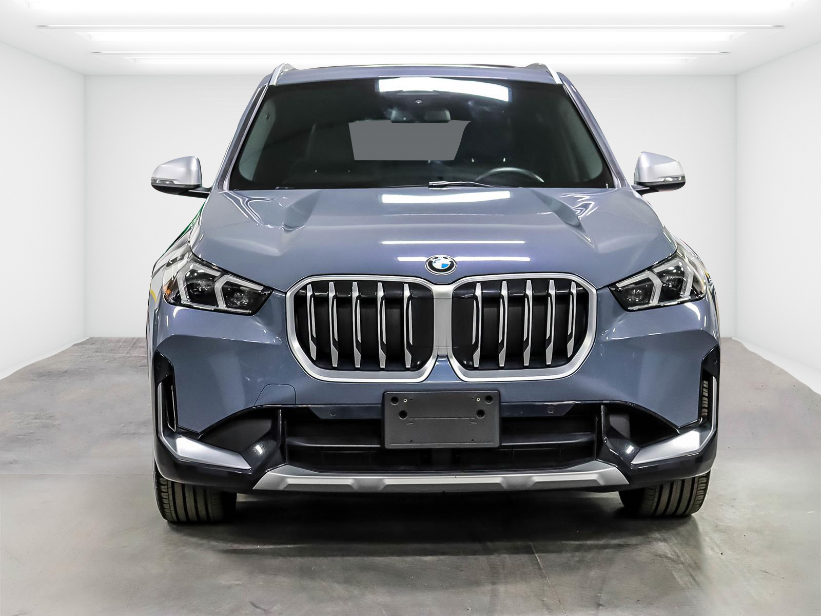 2024 BMW X1 xDrive28i - Thumbnail 2