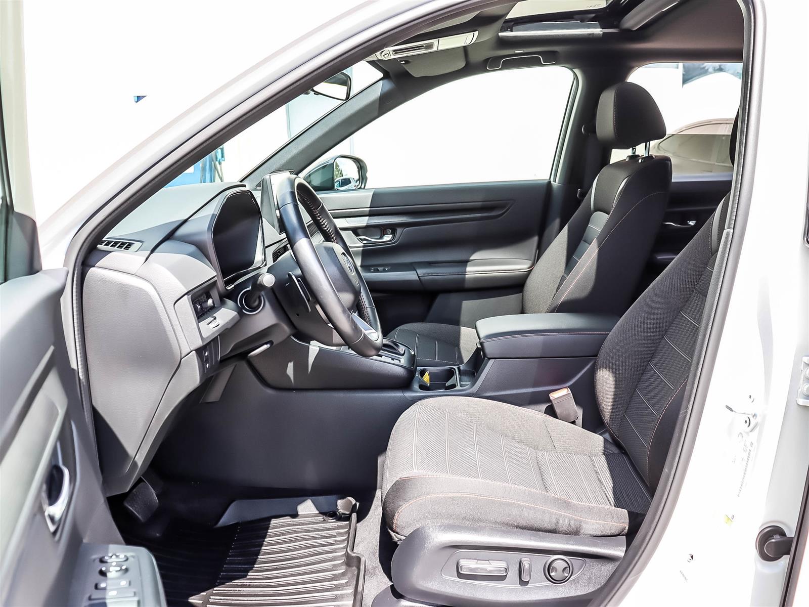 2026 Honda CR-V Hybrid Sport AWD - Thumbnail 8