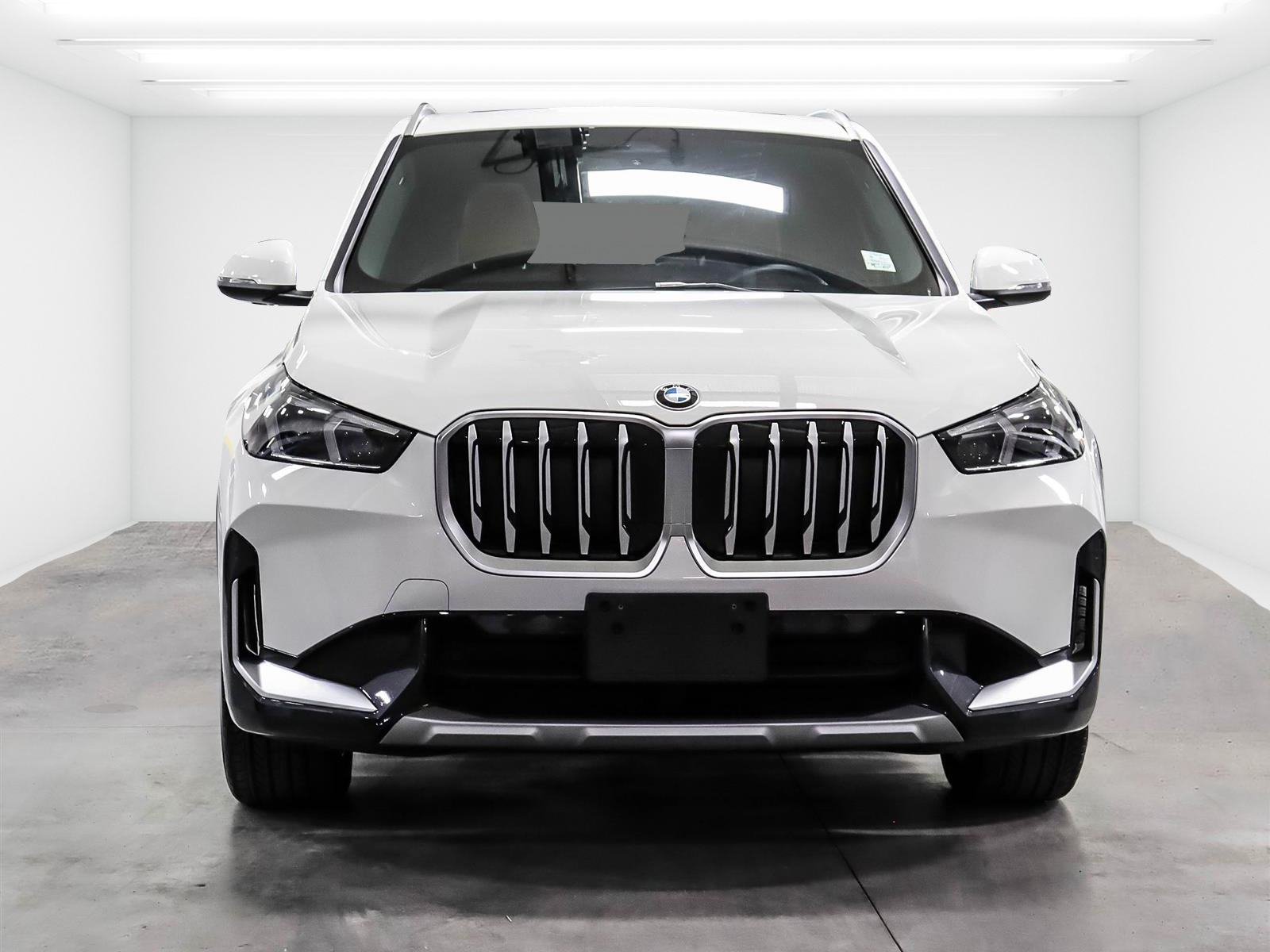 2026 BMW X1 xDrive28i - Thumbnail 2