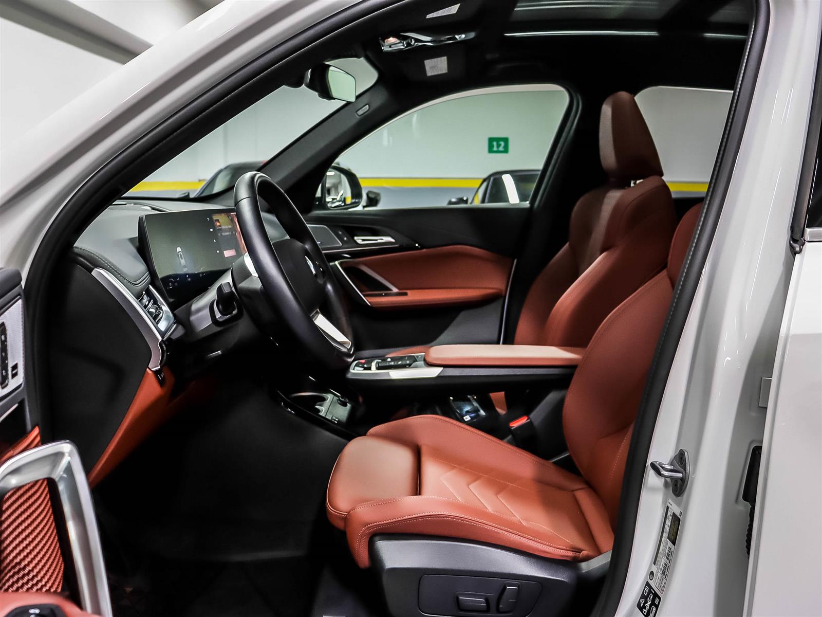 2026 BMW X1 xDrive28i - Thumbnail 8