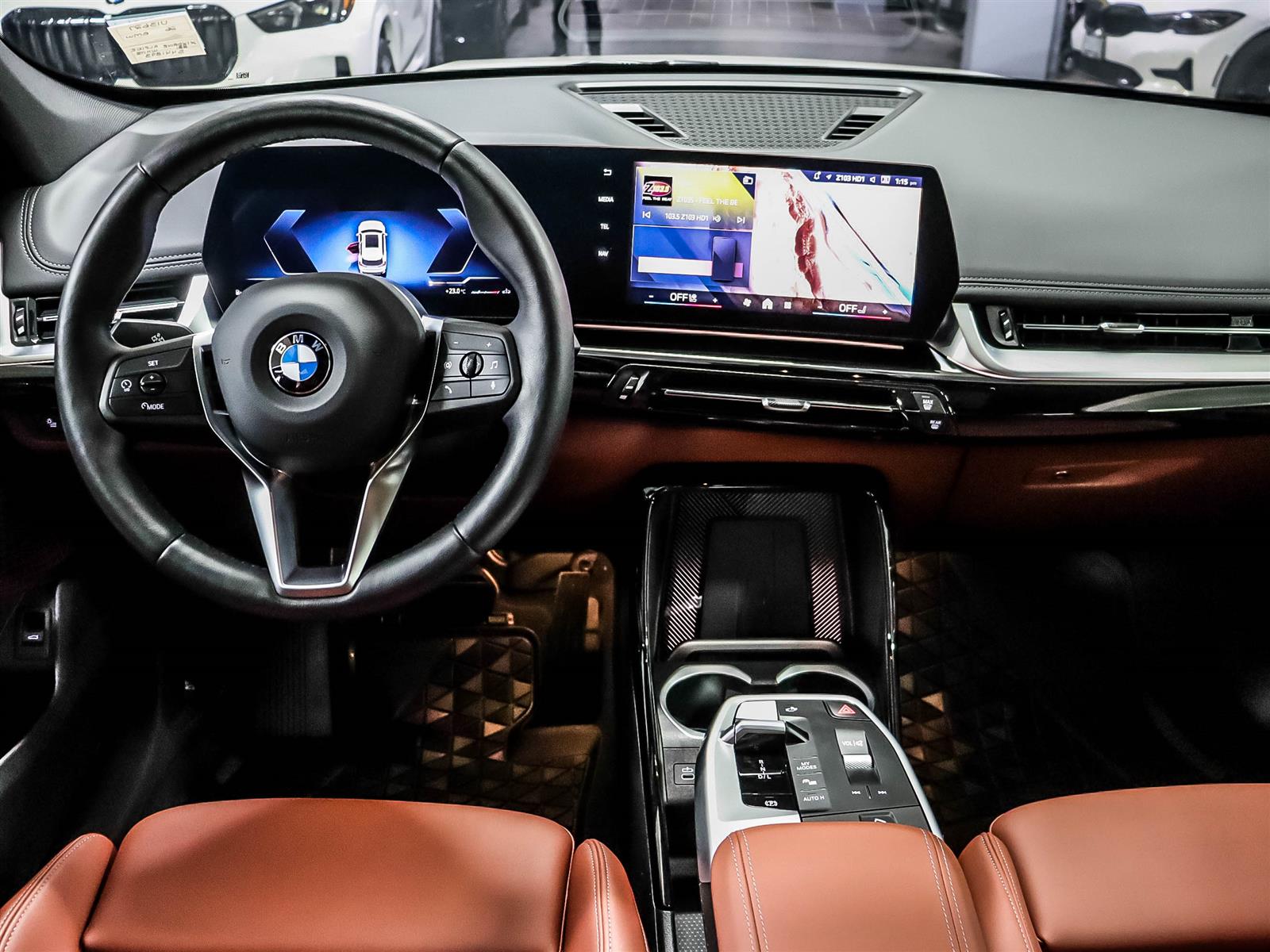 2026 BMW X1 xDrive28i - Thumbnail 9