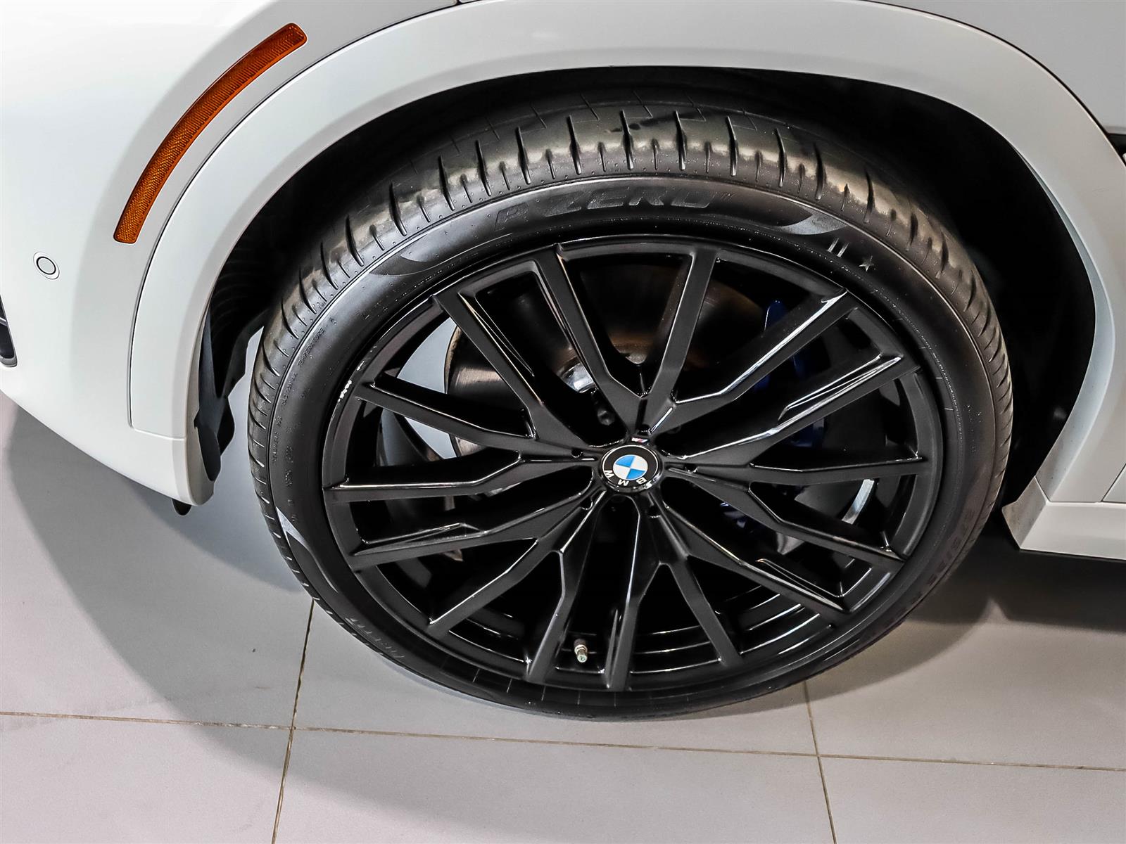 2024 BMW X6 xDrive40i - Thumbnail 22