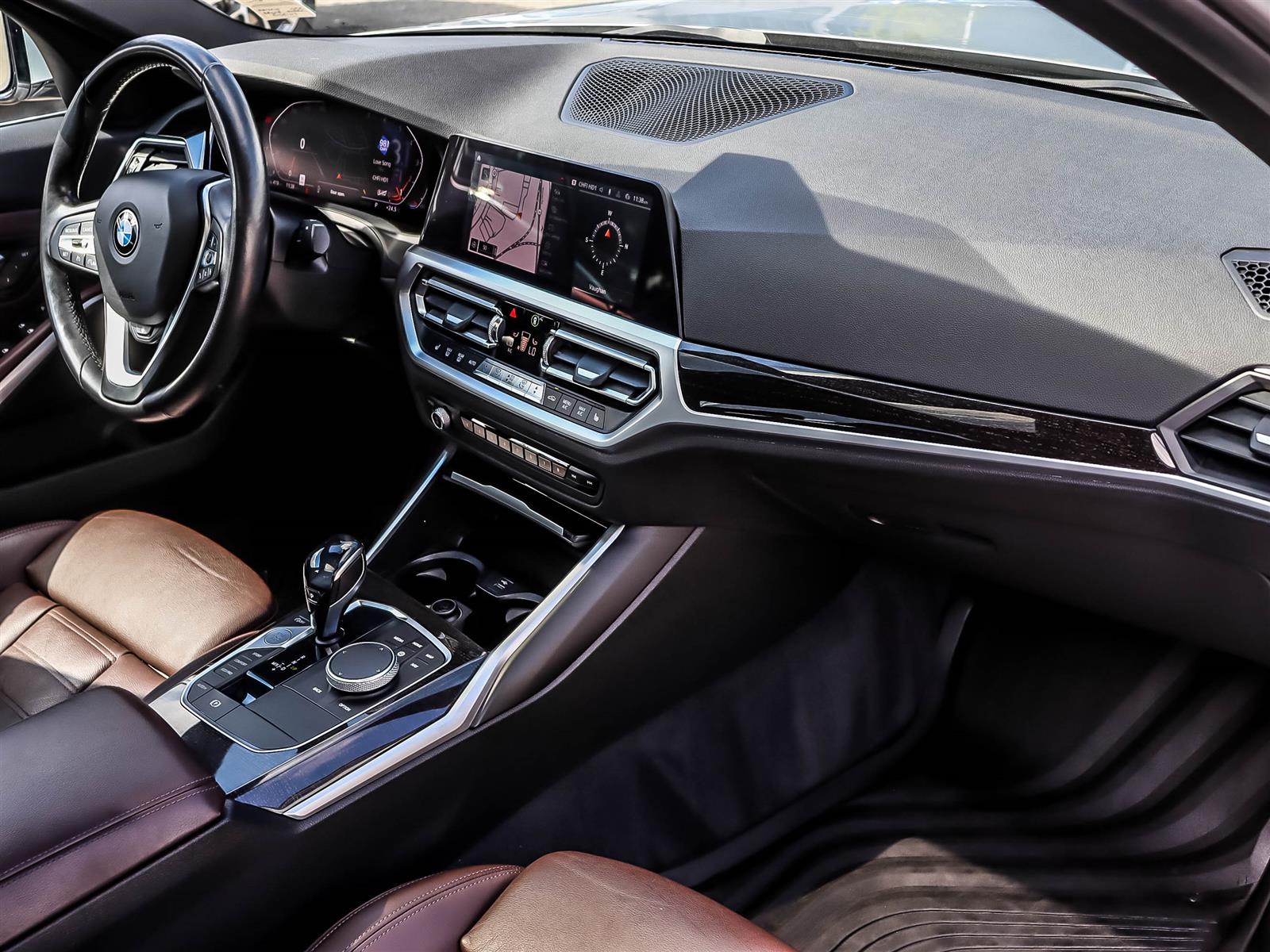 2019 BMW 330i xDrive Sedan - Thumbnail 13