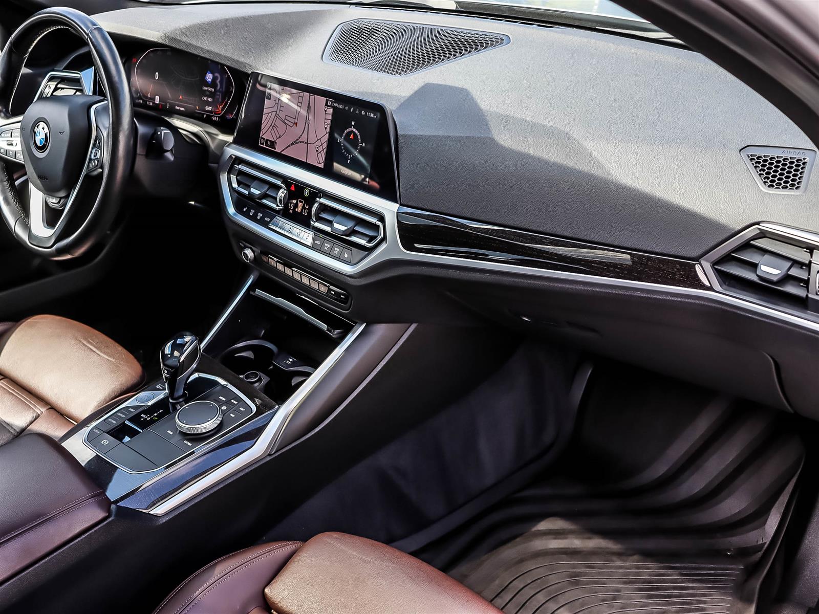 2019 BMW 330i xDrive Sedan - Thumbnail 14
