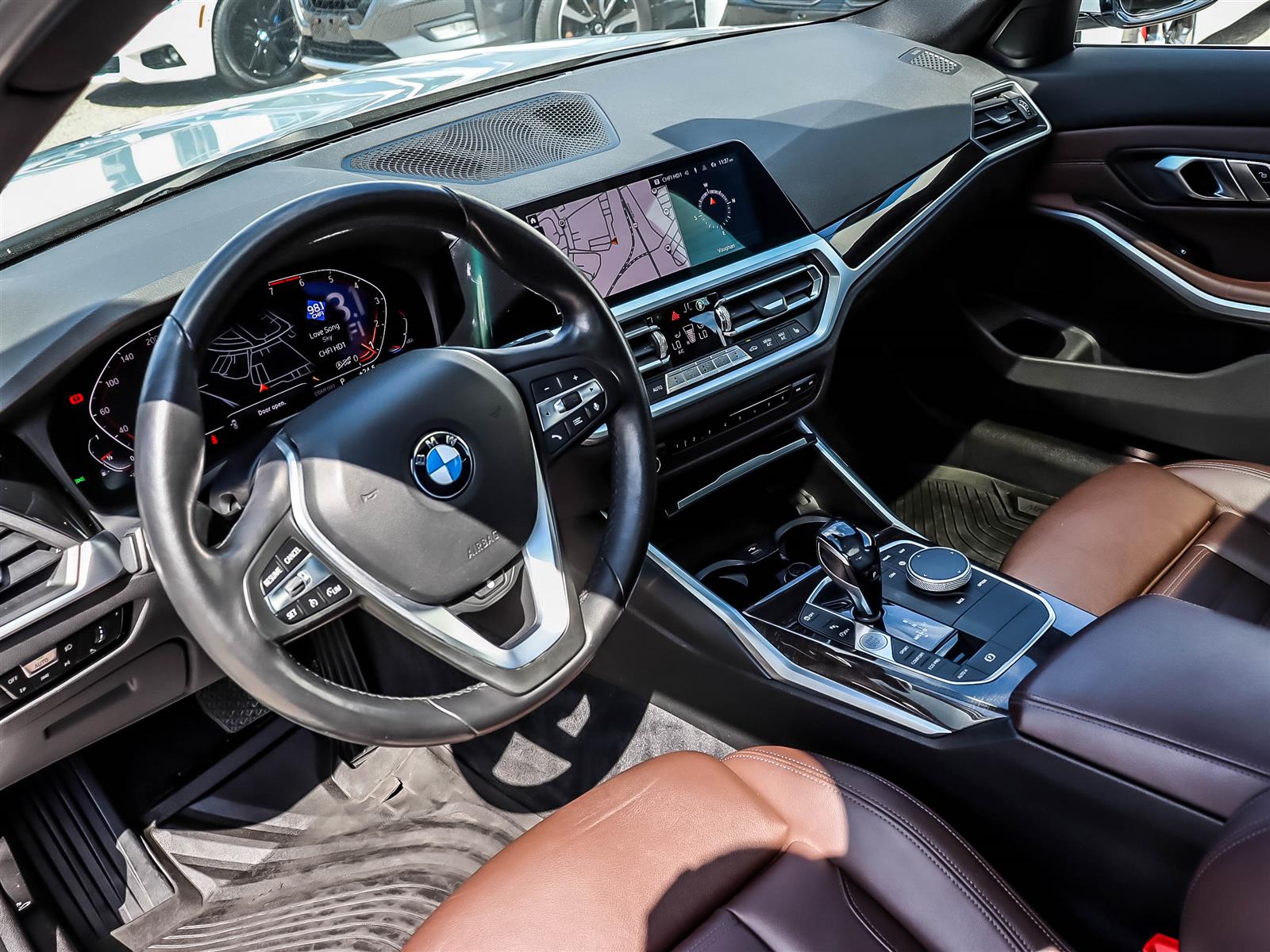 2019 BMW 330i xDrive Sedan - Thumbnail 6