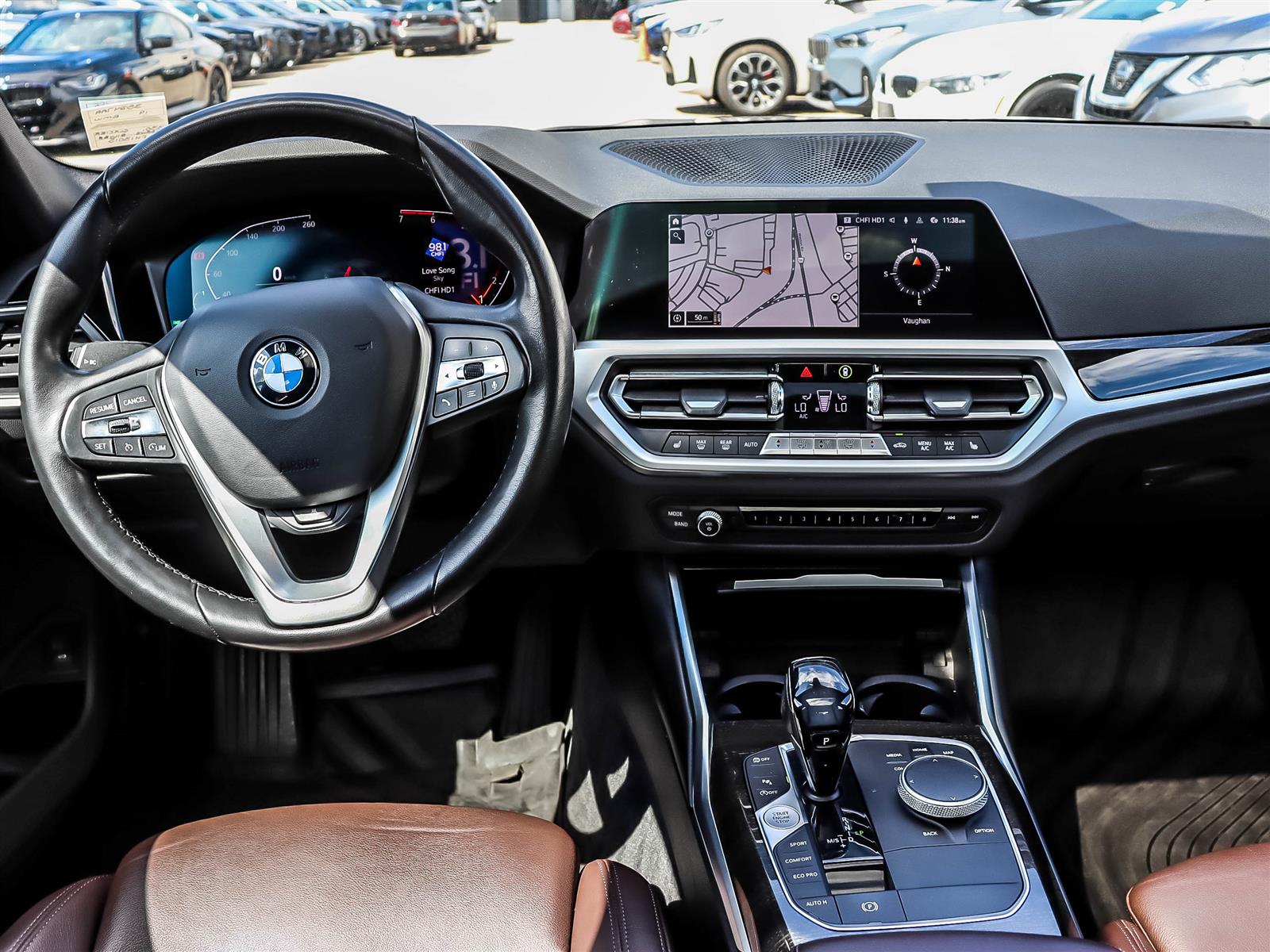 2019 BMW 330i xDrive Sedan - Thumbnail 8